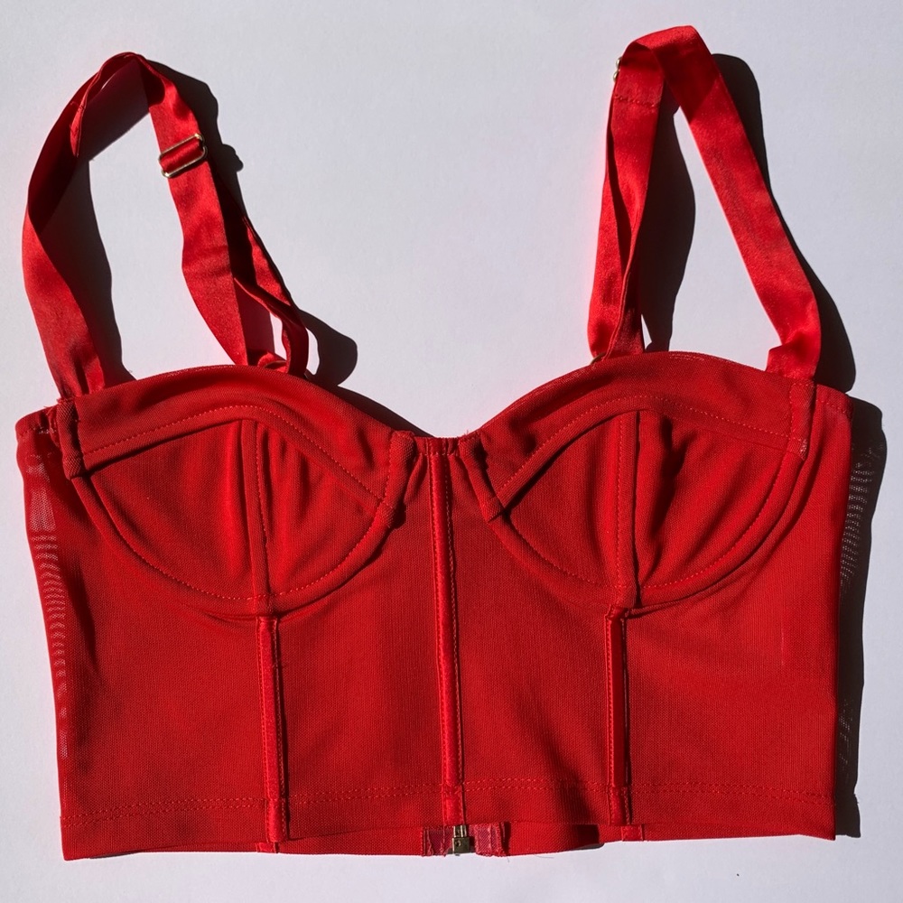 White Fox Red Corset Crop